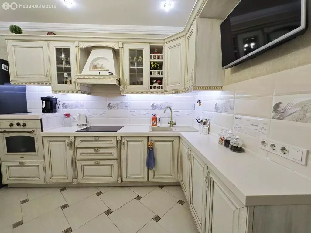 3-комнатная квартира: Красноярск, улица Алексеева, 51 (99.5 м) - Фото 1
