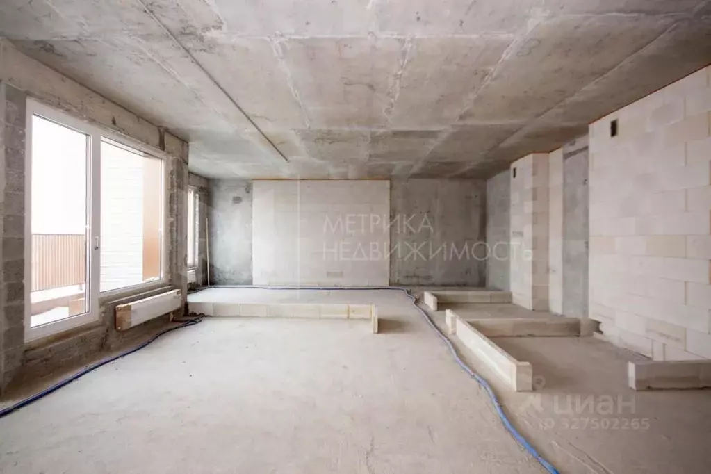 1-к кв. Тюменская область, Тюмень Первомайская ул., 8 (83.3 м) - Фото 1