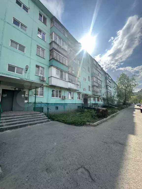 Доля в 3-к. квартире, 61,5 м, 2/5 эт. - Фото 0