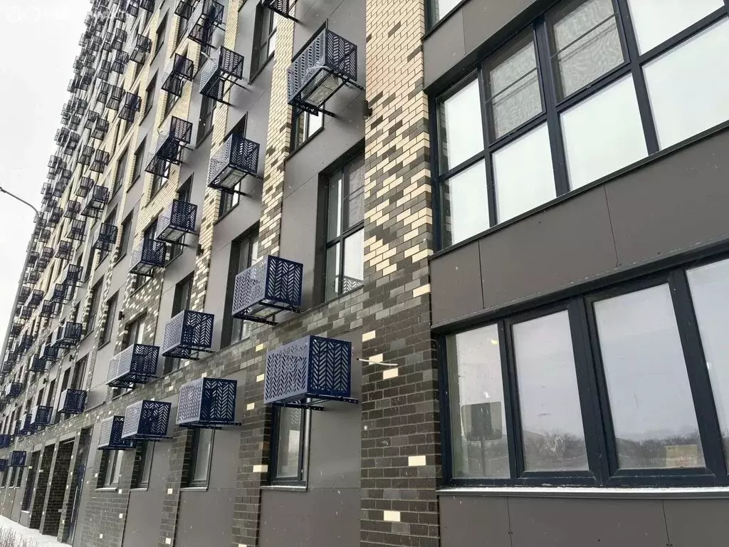 1-комнатная квартира: Волгоград, улица Владимира Петровского, 4 (37.5 ... - Фото 1