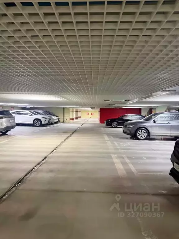 Гараж в Новосибирская область, Новосибирск ул. 1905 года, 73 (13 м) - Фото 1