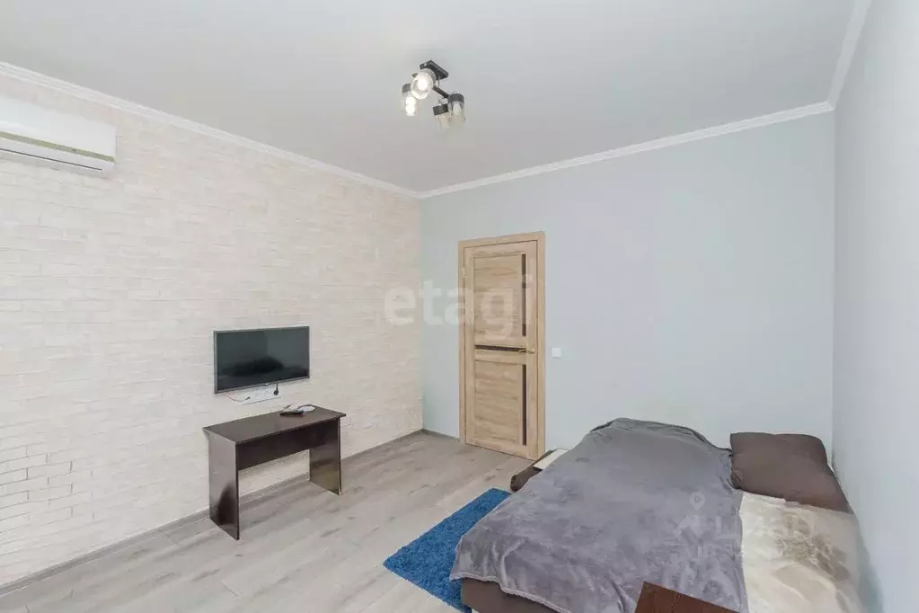 Студия Краснодарский край, Краснодар ул. Имени В.М. Комарова, 106Бк6 ... - Фото 1