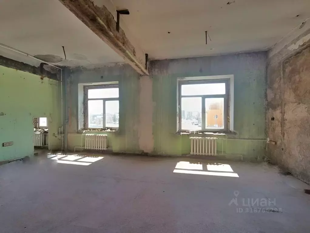 Офис в Пермский край, Пермь ул. Героев Хасана, 105А (1500 м) - Фото 1