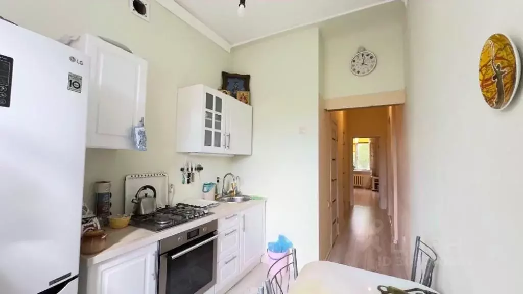 2-к кв. Волгоградская область, Волгоград ул. Дзержинского, 10 (51.2 м) - Фото 2