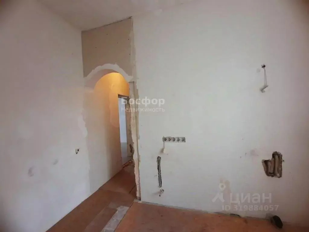1-к кв. Крым, Феодосия пер. Димитрова, 2 (35.4 м) - Фото 1