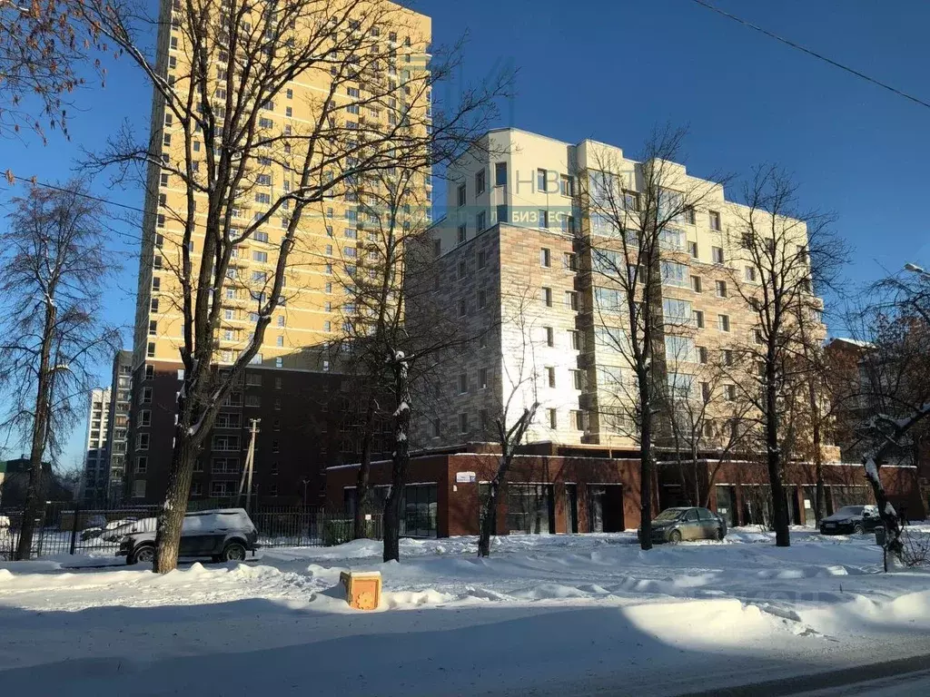 Торговая площадь в Свердловская область, Екатеринбург ул. 40-летия ... - Фото 2