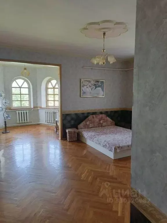 Дом в Ростовская область, Егорлыкская ст-ца  (224 м) - Фото 1