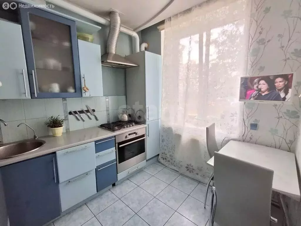 3-комнатная квартира: Новомосковск, Коммунистическая улица, 41 (59.6 ... - Фото 1