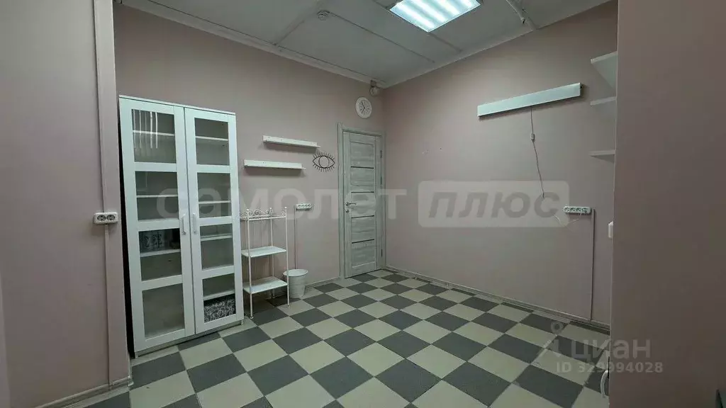 Помещение свободного назначения в Московская область, Наро-Фоминск ул. ... - Фото 1