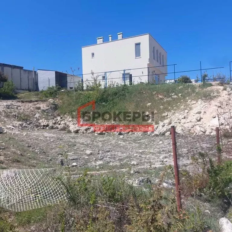 Участок в Севастополь ул. Агатовая (5.2 сот.) - Фото 0