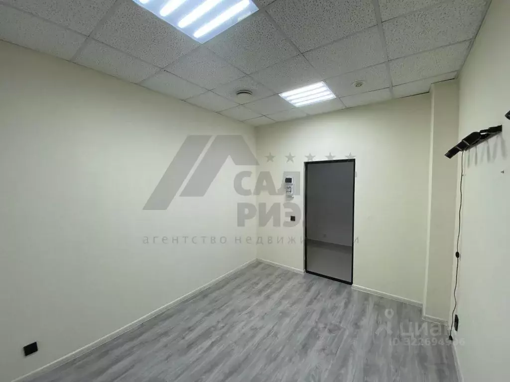 Офис в Калининградская область, Калининград ул. Дмитрия Донского, 17 ... - Фото 1