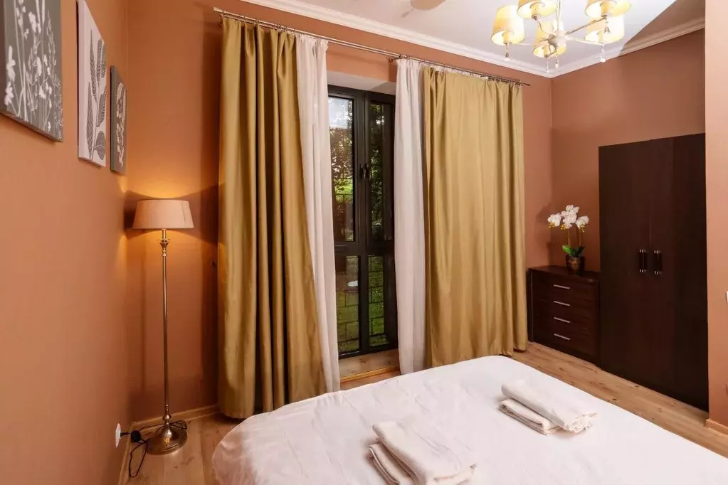 2-к кв. Калининградская область, Светлогорск ул. Некрасова, 1 (79.0 м) - Фото 1