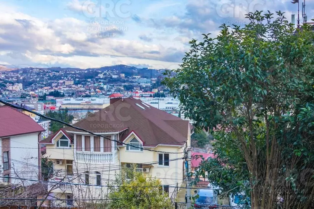 Дом в Краснодарский край, Сочи Новый Сочи мкр, ул. Цюрупы, 19 (119 м) - Фото 1