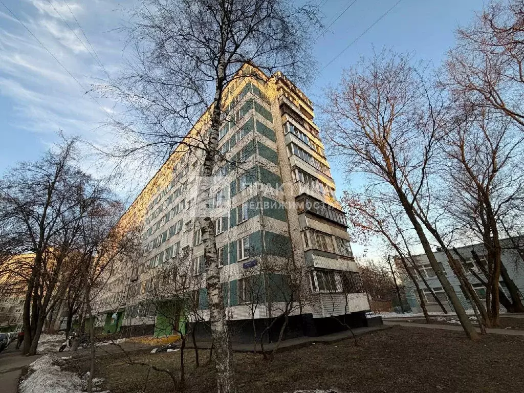 Продается 4-комнатная квартира - Фото 1