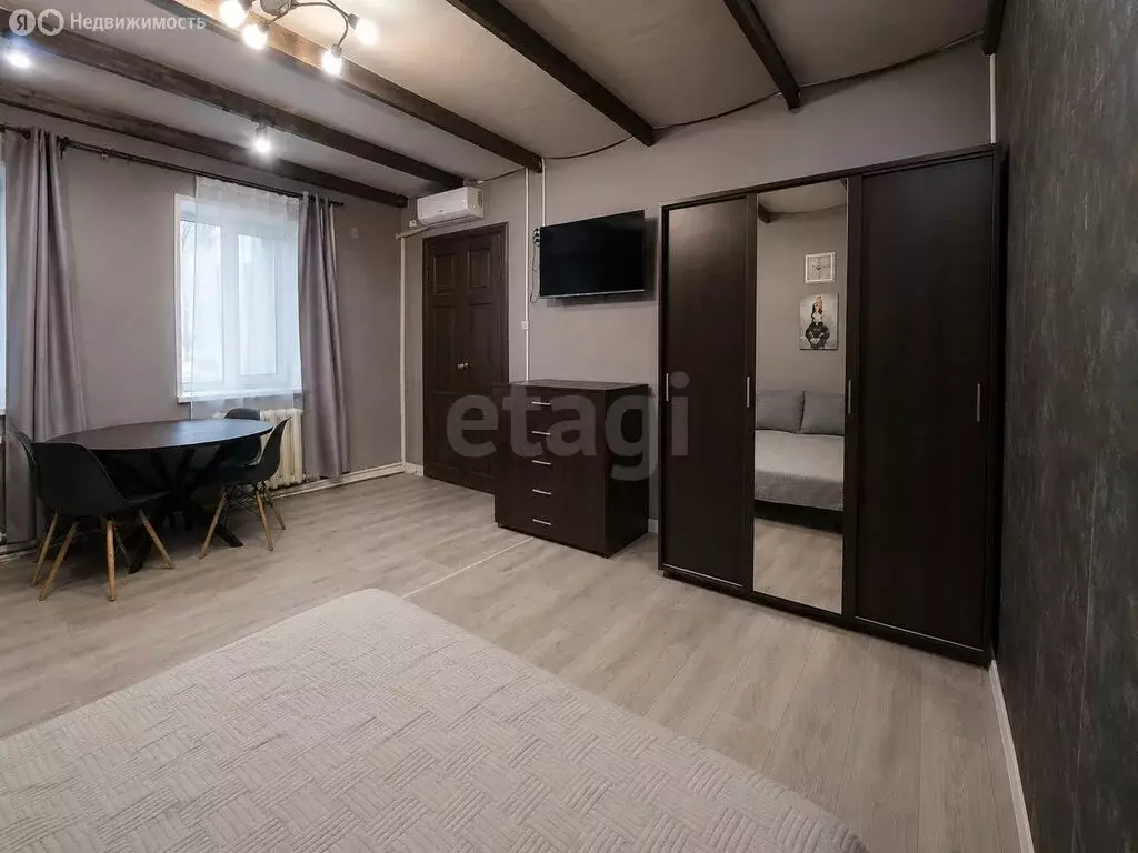 2-комнатная квартира: Феодосия, улица Чехова, 6 (56.7 м) - Фото 2