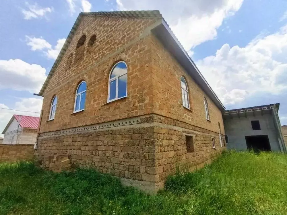 Дом в Крым, Сакский район, Лесновское с/пос, с. Владимировка ул. ... - Фото 1