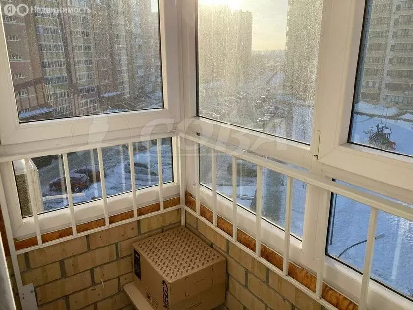 1-комнатная квартира: Тюмень, улица Новосёлов, 107к2 (33.8 м) - Фото 0
