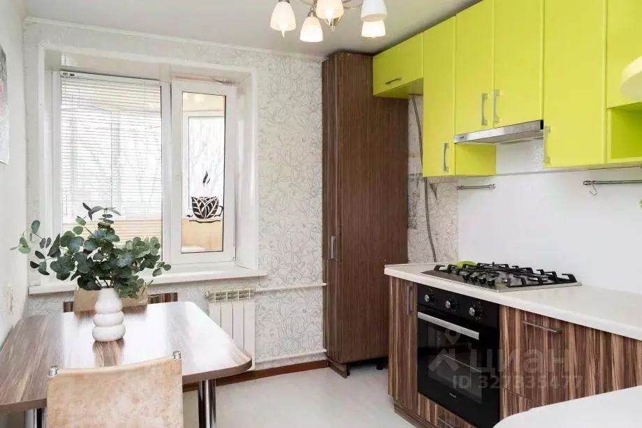 3-к кв. Самарская область, Самара Олимпийская ул., 16 (62.2 м) - Фото 2