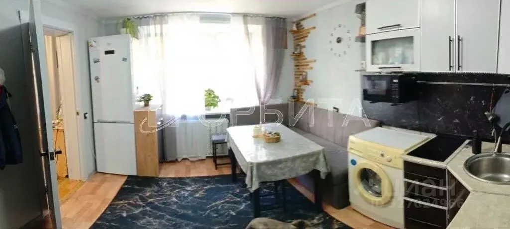 Комната Тюменская область, Тюмень ул. Станционная, 18 (30.4 м) - Фото 1