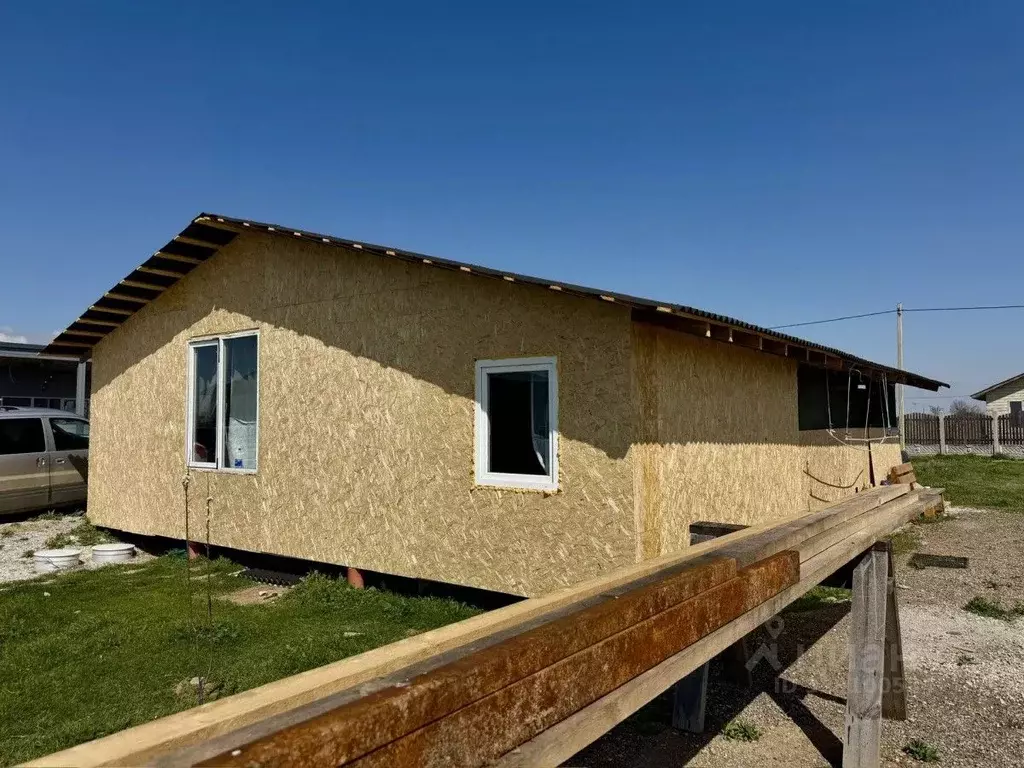 Дом в Крым, Сакский район, с. Молочное 2 (72 м) - Фото 2