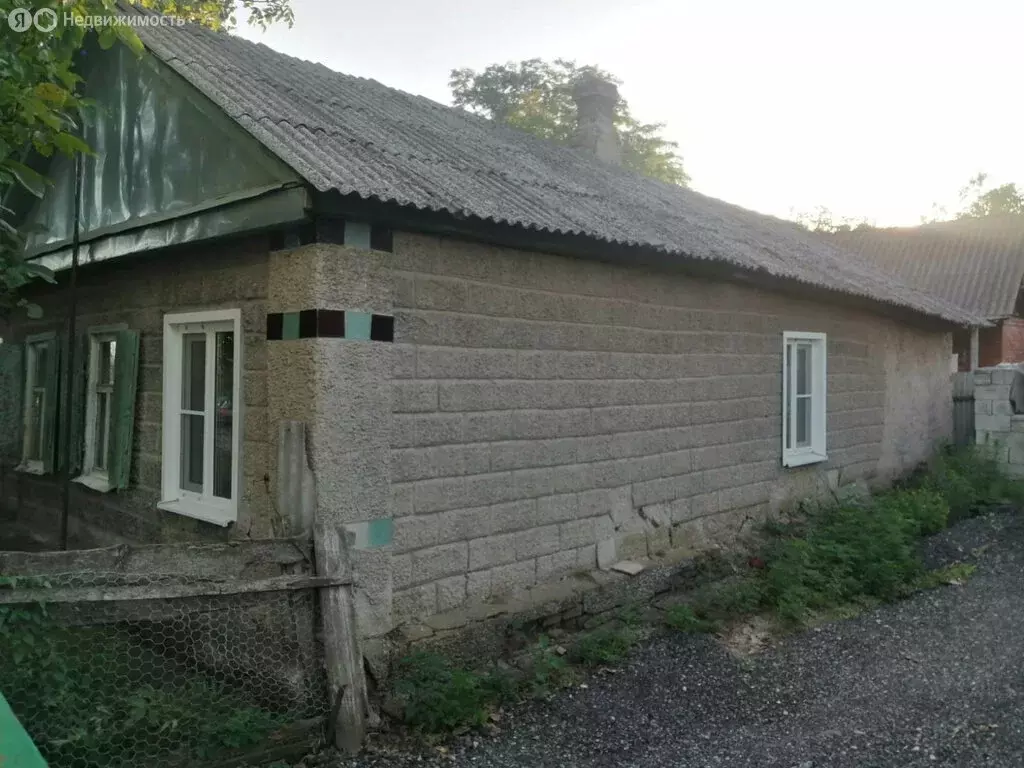 Дом в станица Старощербиновская, улица Пушкина, 50 (51 м) - Фото 0