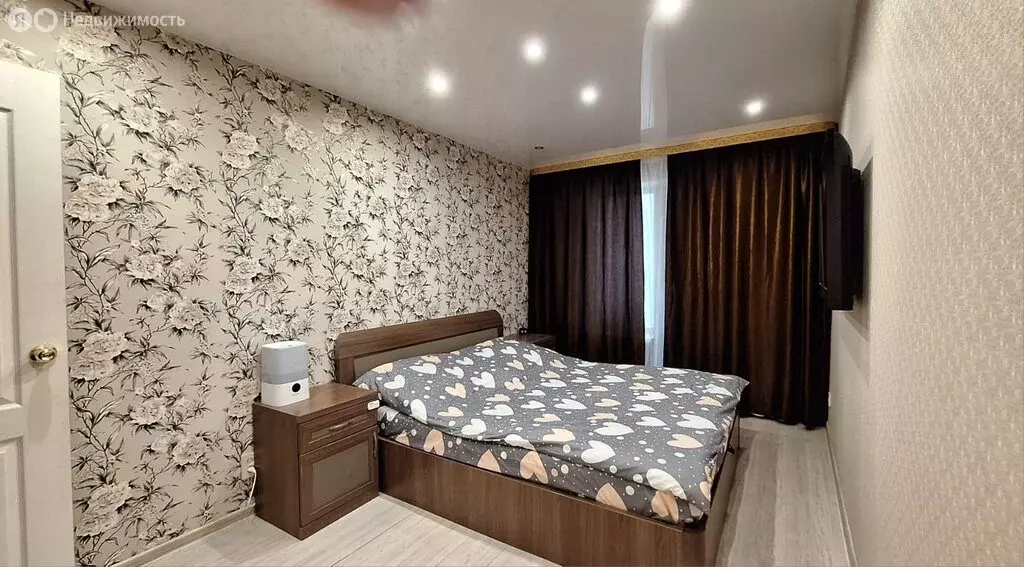 3-комнатная квартира: Ярославль, улица Строителей, 15 (61 м) - Фото 0