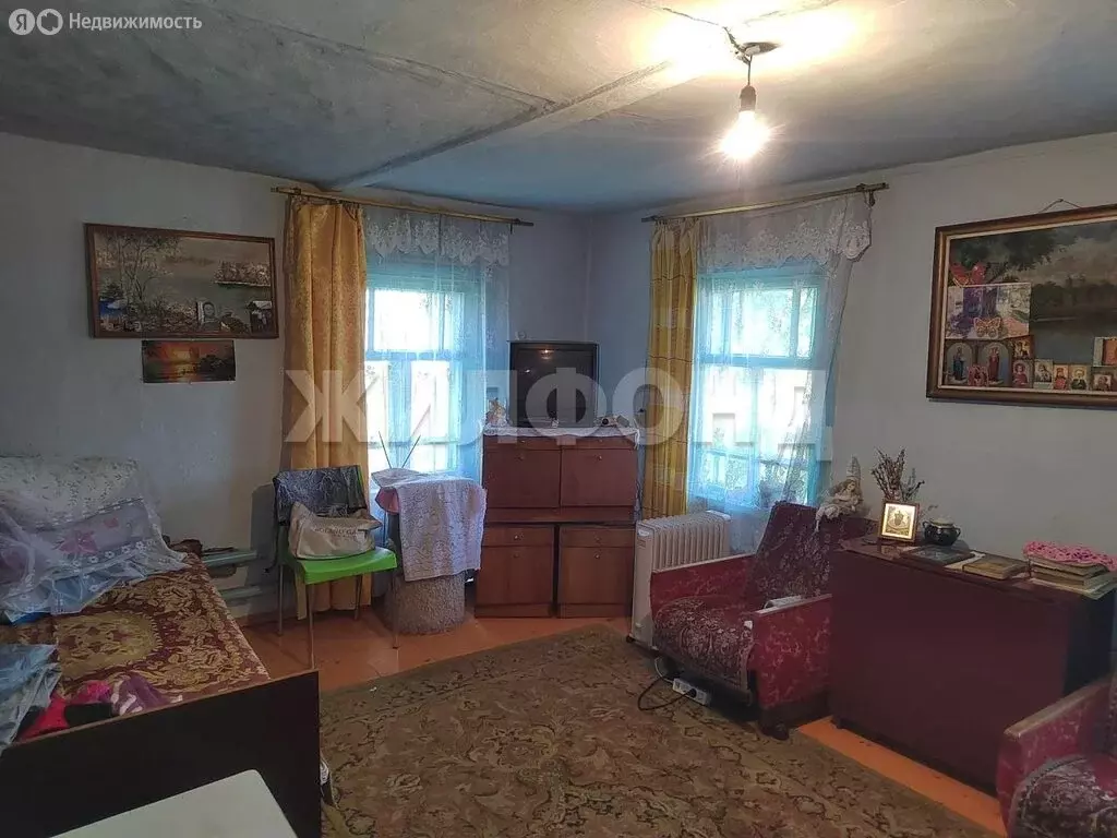 Дом в село Лебедёвка, Центральная улица (28.3 м) - Фото 0