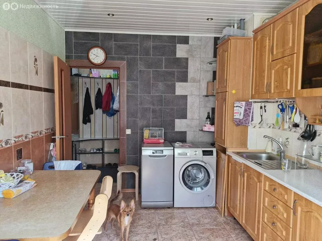 3-комнатная квартира: Омск, Взлётная улица, 5 (63 м) - Фото 0