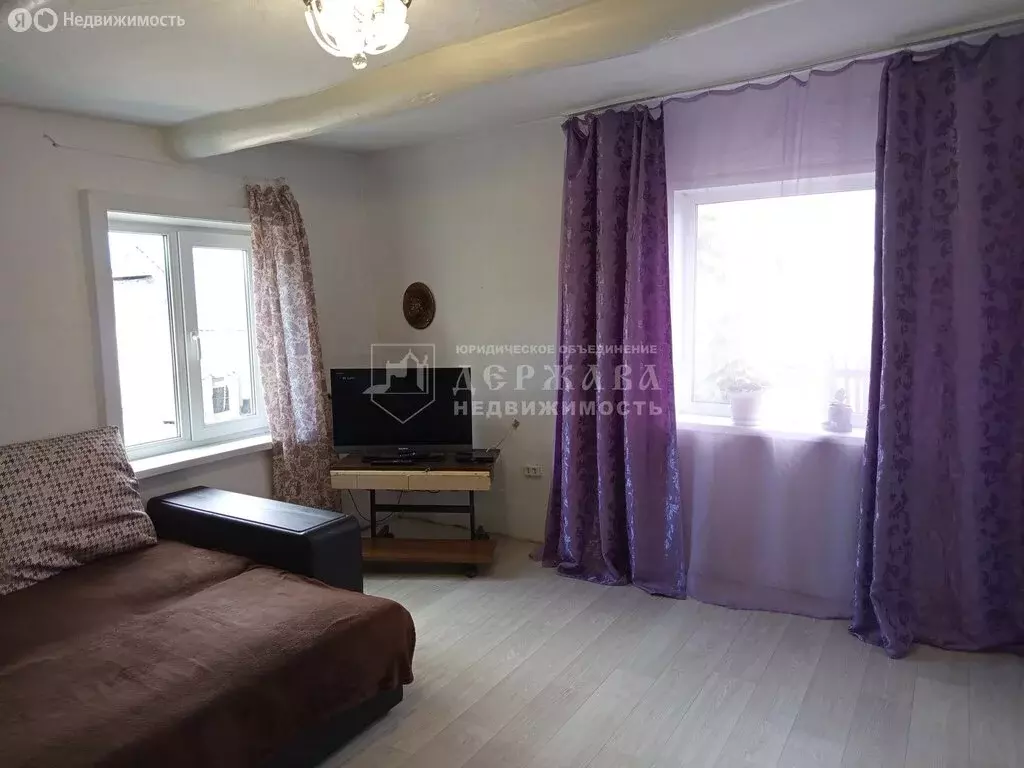 Дом в Ленинск-Кузнецкий, улица Маресьева (54.8 м) - Фото 1