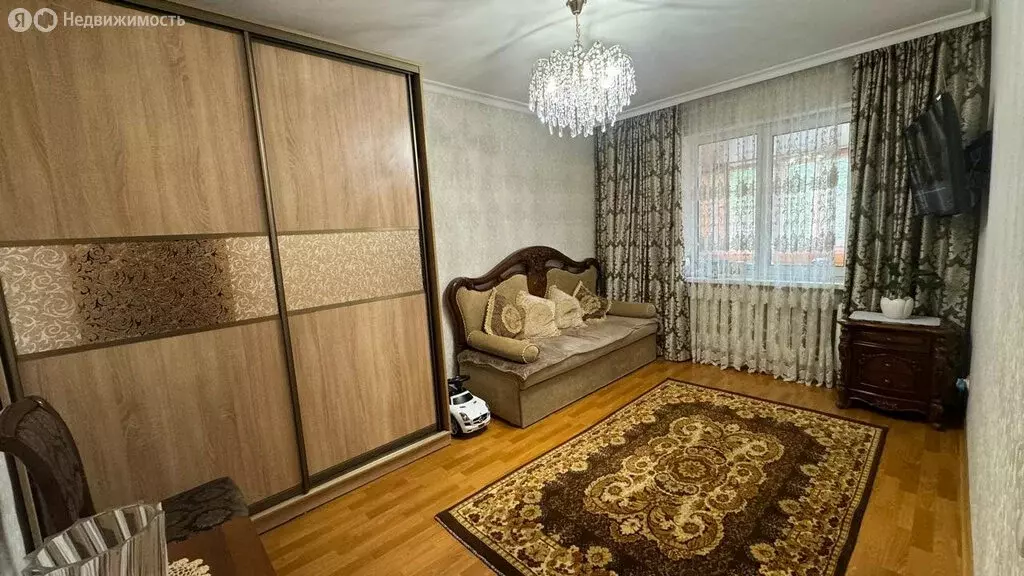 2-комнатная квартира: Владикавказ, Молодёжная улица, 4 (38.4 м) - Фото 1