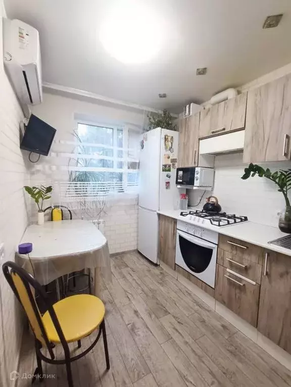 Продаётся 4-к квартира, 80 м - Фото 1