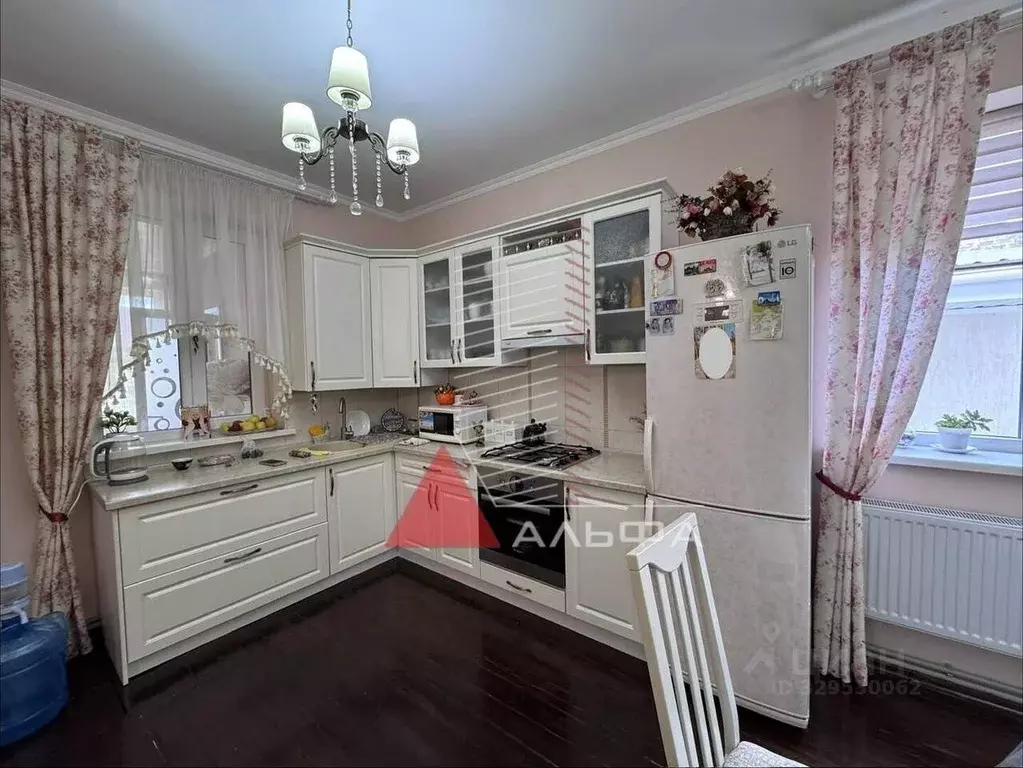 Дом в Крым, Евпатория Исмаил-Бей мкр, ул. Кефе (88 м) - Фото 1