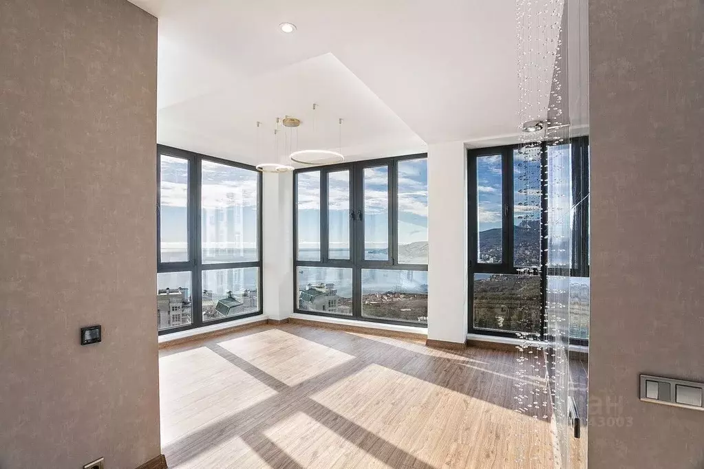 4-к кв. Крым, Ялта муниципальный округ, Восход пгт ул. Авроры, 110 ... - Фото 1