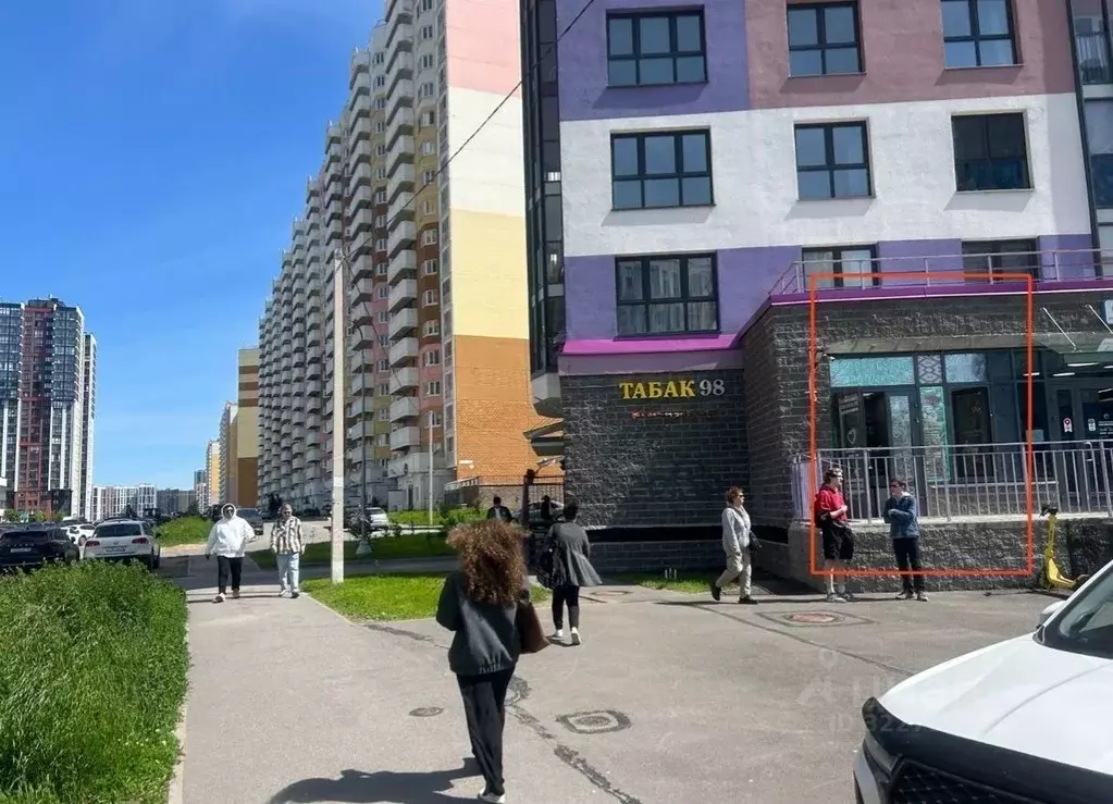 Торговая площадь в Санкт-Петербург Комендантский просп., 61 (37 м) - Фото 1