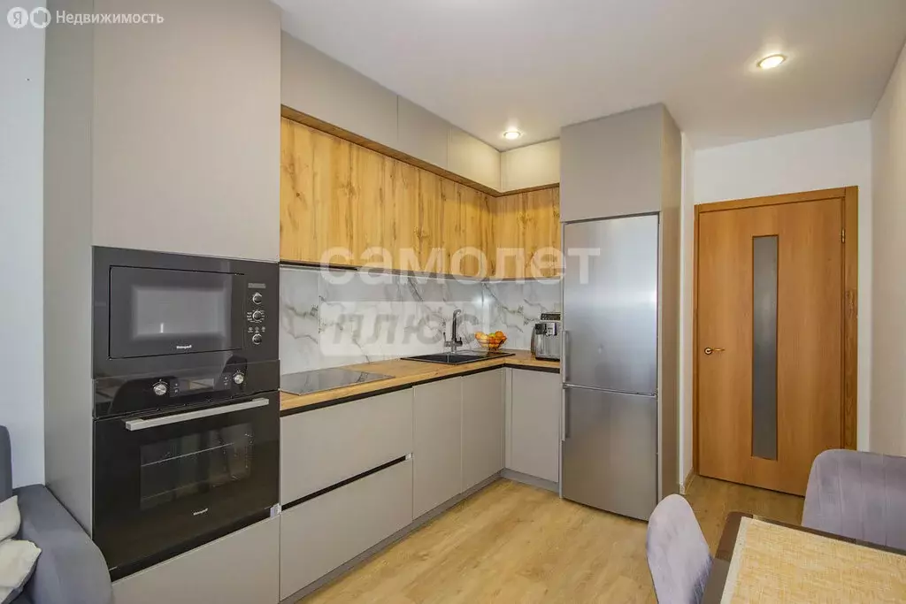 2-комнатная квартира: Екатеринбург, территория Усадьбы Евразия, 1 ... - Фото 2