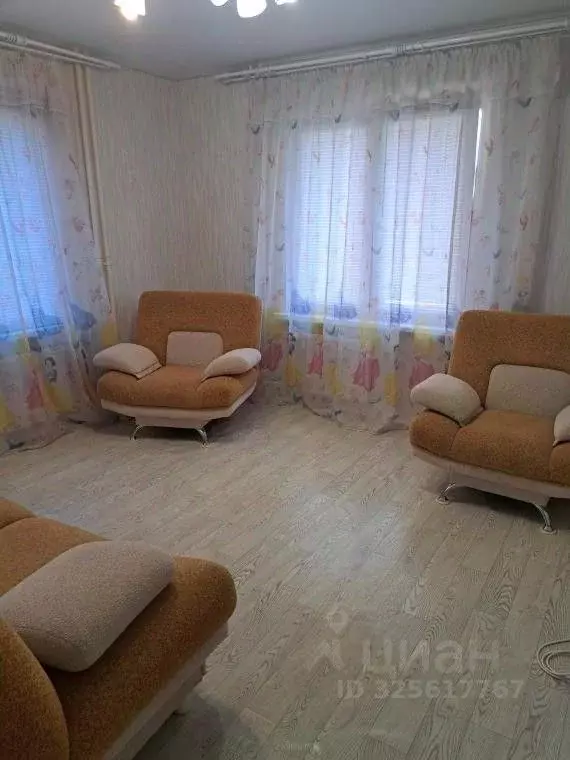 2-к кв. Татарстан, Зеленодольск просп. Строителей, 12 (60.0 м) - Фото 1