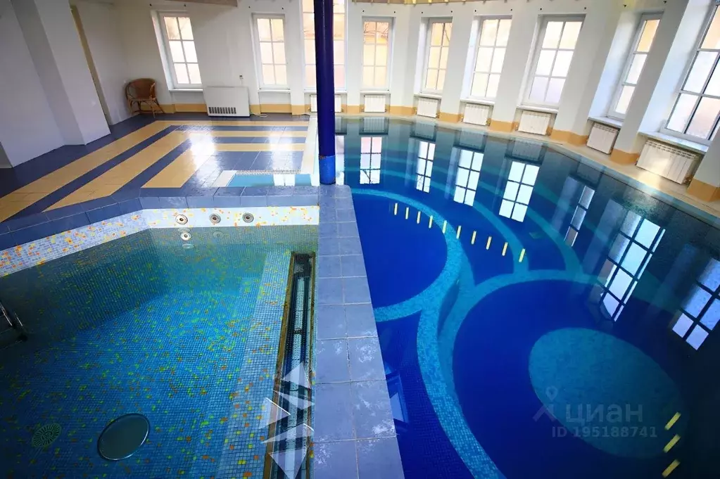 Дом в Санкт-Петербург, Санкт-Петербург, Павловск ул. Красного ... - Фото 1