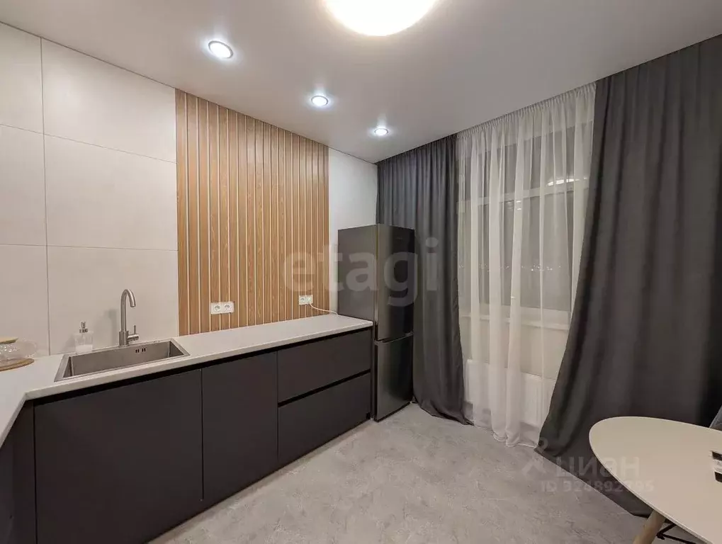 1-к кв. Тюменская область, Тюмень ул. Тимофея Чаркова, 91 (39.0 м) - Фото 2