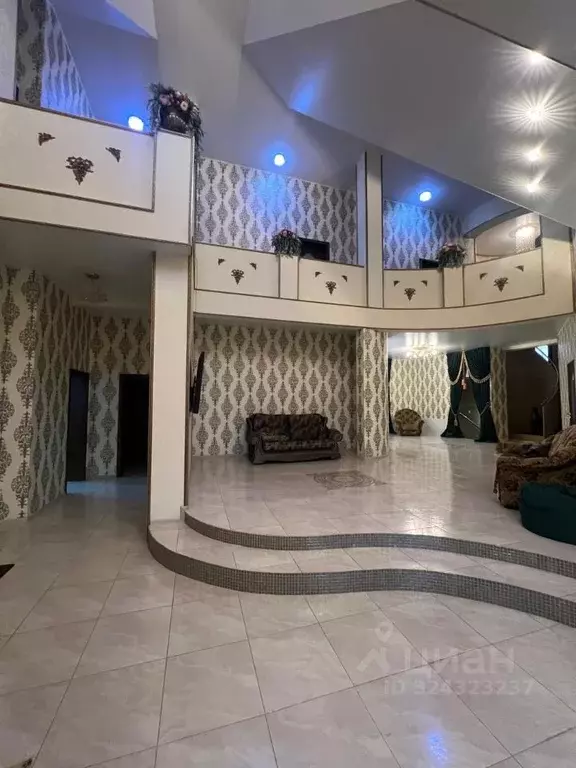 Коттедж в Белгородская область, Старый Оскол Мирная ул. (380 м) - Фото 1