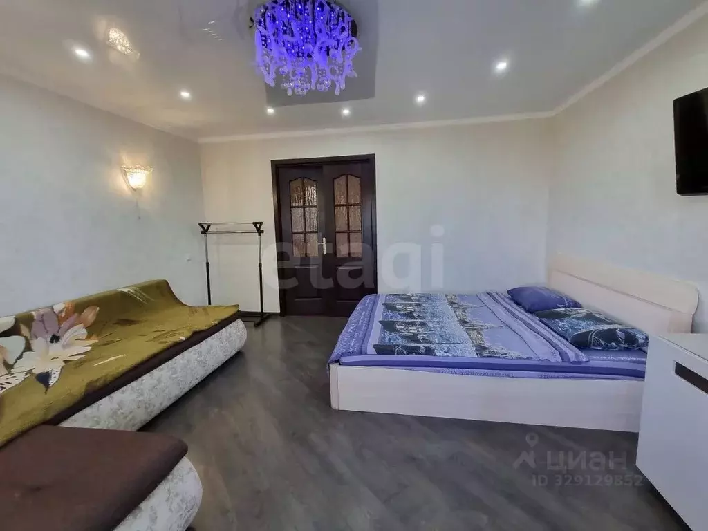 3-к кв. Калининградская область, Янтарный пгт ул. Советская, 128 (69.0 ... - Фото 2