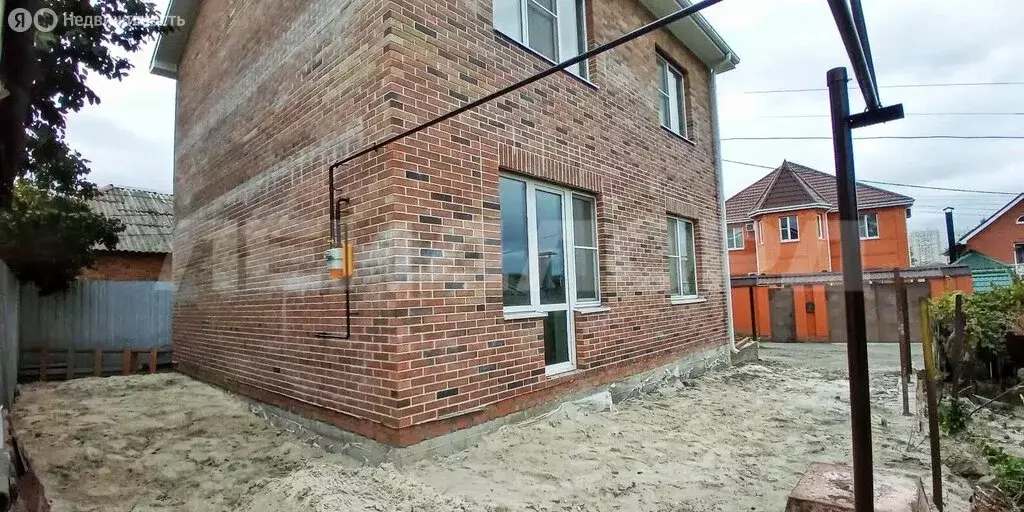 Дом в Ростов-на-Дону, Гатчинская улица (108 м) - Фото 0