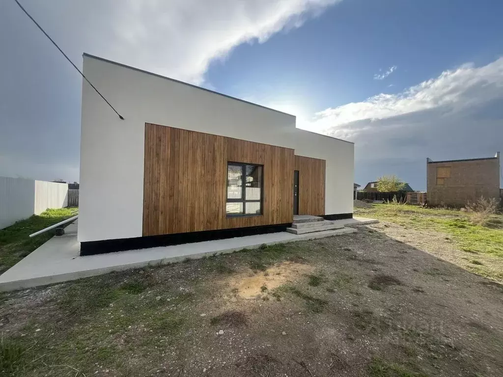 Дом в Иркутская область, Ангарск Кирова мкр, ул. Нестерова, 18 (113 м) - Фото 2