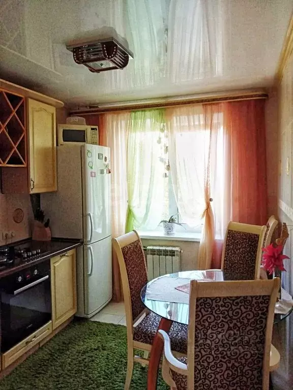 3-к кв. Краснодарский край, Ейск Коммунистическая ул. (67.4 м) - Фото 0