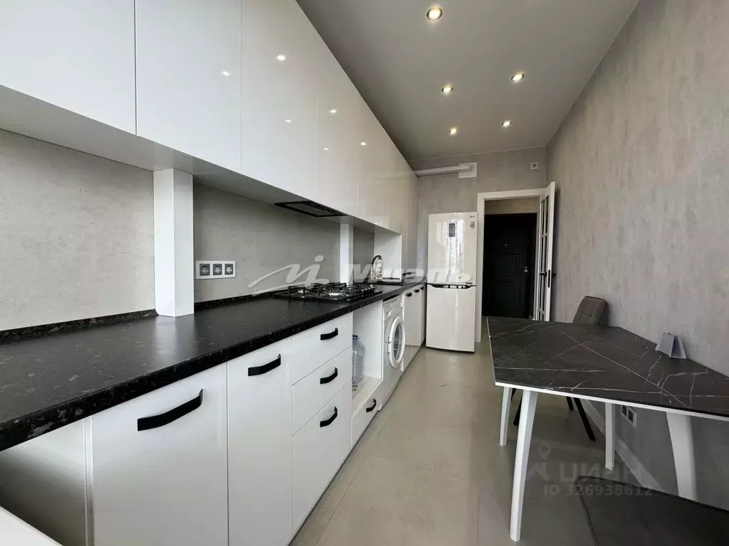 1-к кв. Крым, Симферополь ул. Балаклавская, 73В (33.8 м) - Фото 2