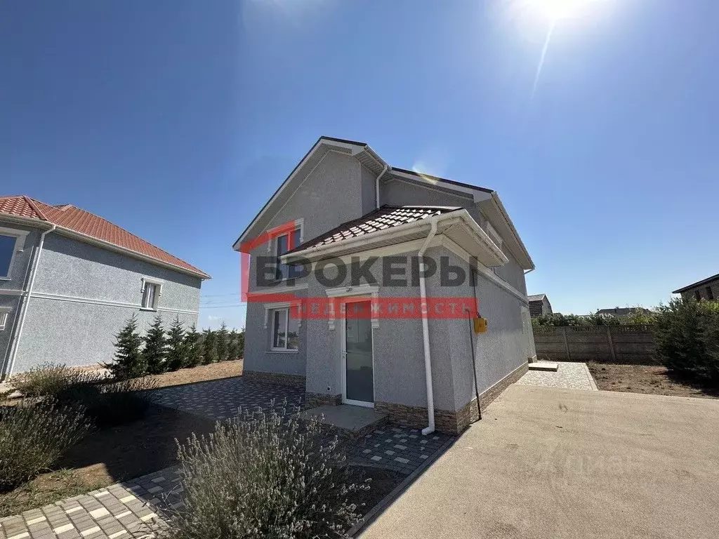 Дом в Крым, Евпатория городской округ, Заозерное пгт ул. Космическая, ... - Фото 2