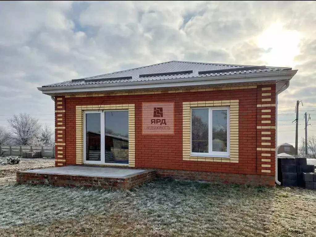 Дом в Ростовская область, Неклиновский район, с. Приморка Южная ул. ... - Фото 1