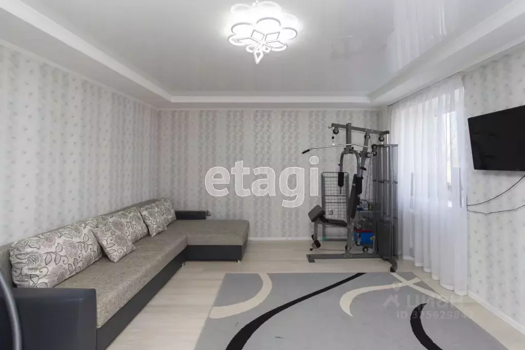 2-к кв. Тюменская область, Тюмень Камчатская ул., 2/1 (55.2 м) - Фото 1