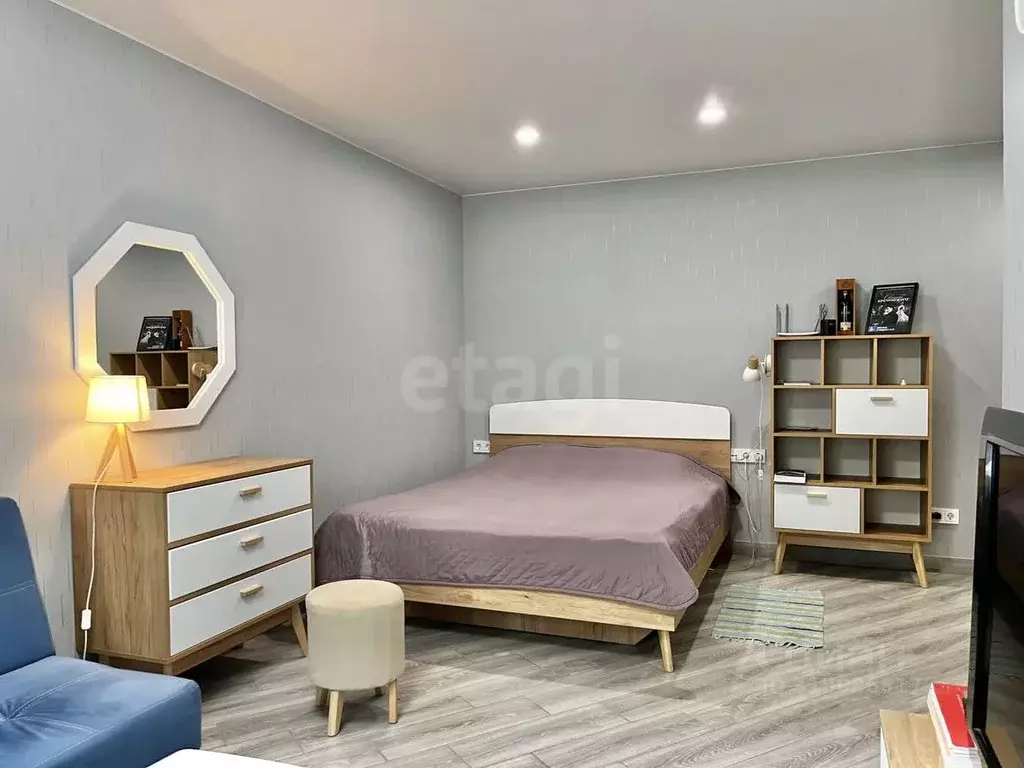 1-к кв. Удмуртия, Ижевск Удмуртская ул., 247В (31.0 м) - Фото 0