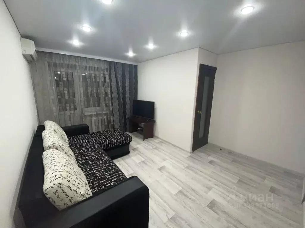 1-к кв. Оренбургская область, Орск Новый город мкр, просп. Ленина, 56 ... - Фото 2