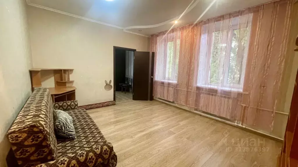 2-к кв. Омская область, Омск Московка мкр, ул. Молодогвардейская, 49 ... - Фото 0